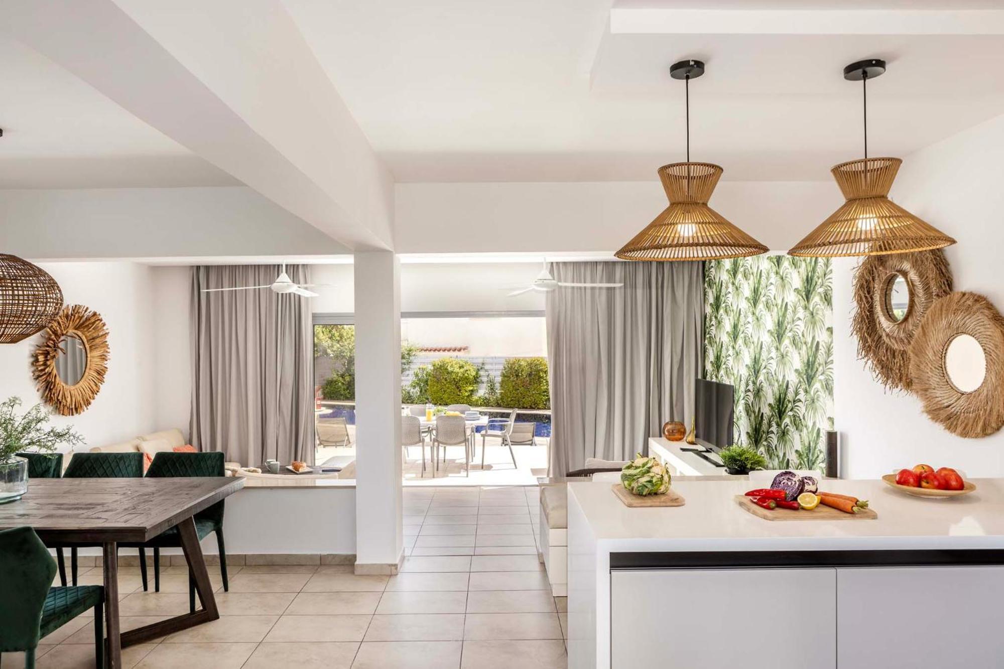 Azure Luxury Pool Villa Протарас Экстерьер фото